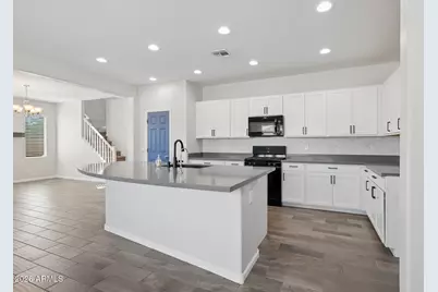 12106 W Desert Moon Way, Peoria, AZ 85383 - Photo 13