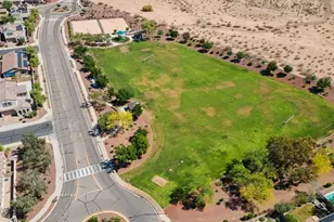 12106 W Desert Moon Way, Peoria, AZ 85383 - Photo 57