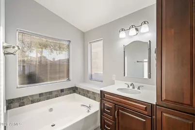 523 W Kelton Lane, Phoenix, AZ 85023 - Photo 19