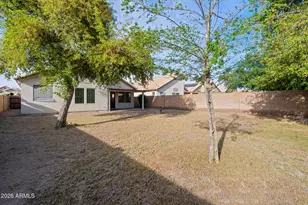 523 W Kelton Ln, Phoenix, AZ 85023 - Photo 27