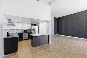 334 W Medlock Dr, Phoenix, AZ 85013 - Photo 3