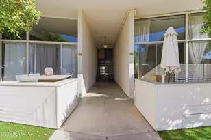 334 W Medlock Dr, Phoenix, AZ 85013 - Photo 9