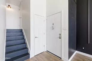 334 W Medlock Dr, Phoenix, AZ 85013 - Photo 21