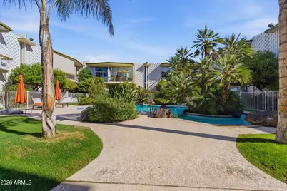 334 W Medlock Drive #C201, Phoenix, AZ 85013 - Photo 27