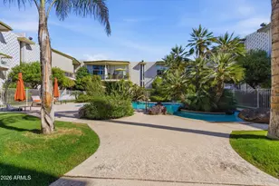 334 W Medlock Dr, Phoenix, AZ 85013 - Photo 27