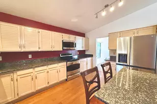 7649 W Aster Dr, Peoria, AZ 85381 - Photo 5