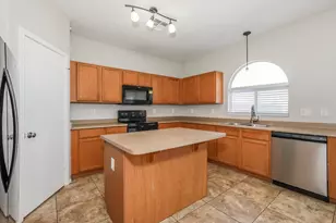 4836 E Meadow Lark Way, San Tan Valley, AZ 85140 - Photo 9