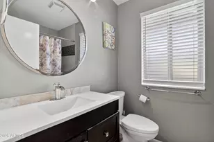 10939 W Roundelay Cir, Sun City, AZ 85351 - Photo 23