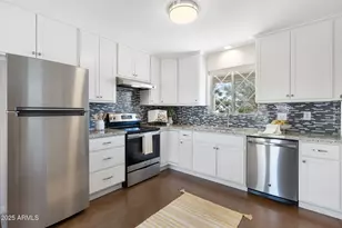 7240 E Garfield St, Scottsdale, AZ 85257 - Photo 13