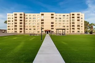 7970 E Camelback Rd, Scottsdale, AZ 85251 - Photo 31