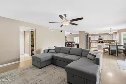 23005 N 21st Way, Phoenix, AZ 85024 - Photo 13