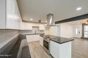 2614 W Aster Dr, Phoenix, AZ 85029 - Photo 11