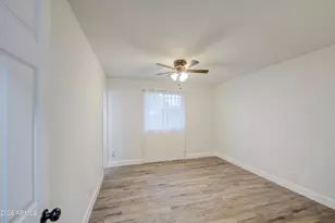 2614 W Aster Dr, Phoenix, AZ 85029 - Photo 17