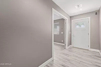 2730 E Broadway Road, Phoenix, AZ 85040 - Photo 5