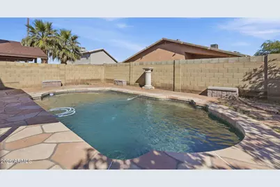 7888 W Windsor Boulevard, Glendale, AZ 85303 - Photo 3