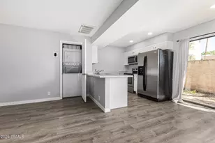 1077 W 1st St, Tempe, AZ 85281 - Photo 7