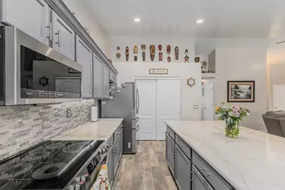 17475 W Spring Lane, Surprise, AZ 85388 - Photo 5