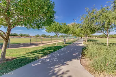 935 W Gascon Road, San Tan Valley, AZ 85143 - Photo 39