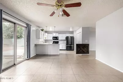 7144 W Canterbury Drive, Peoria, AZ 85345 - Photo 9