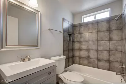 6353 W Mission Lane, Glendale, AZ 85302 - Photo 15