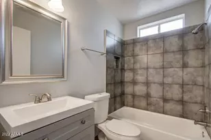 6353 W Mission Ln, Glendale, AZ 85302 - Photo 15