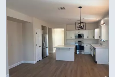 2520 W Patagonia, Phoenix, AZ 85086 - Photo 3