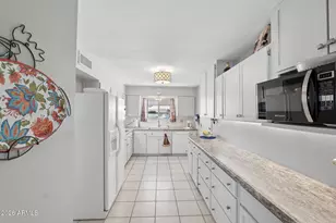 10032 W Tarrytown Ave, Sun City, AZ 85351 - Photo 13