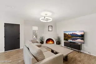 10413 N 10th Pl, Phoenix, AZ 85020 - Photo 3