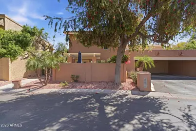 10413 N 10th Place #3, Phoenix, AZ 85020 - Photo 1
