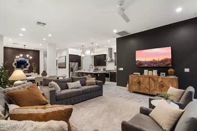 21514 N 58th Street, Phoenix, AZ 85054 - Photo 13