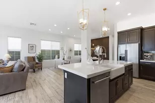 21514 N 58th St, Phoenix, AZ 85054 - Photo 9