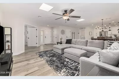10914 W Saratoga Circle, Sun City, AZ 85351 - Photo 13