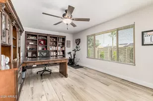 10914 W Saratoga Cir, Sun City, AZ 85351 - Photo 29