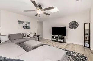 10914 W Saratoga Cir, Sun City, AZ 85351 - Photo 15