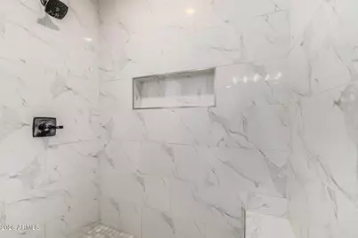 10914 W Saratoga Circle, Sun City, AZ 85351 - Photo 25