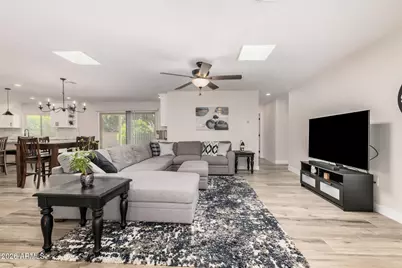 10914 W Saratoga Circle, Sun City, AZ 85351 - Photo 15