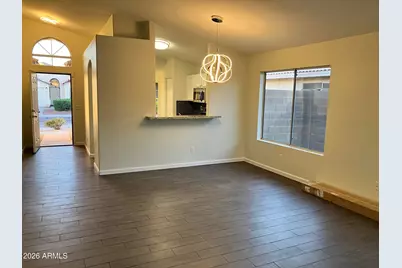 2240 E Aire Libre Avenue, Phoenix, AZ 85022 - Photo 9