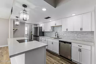 10838 N 32nd Ln, Phoenix, AZ 85029 - Photo 1