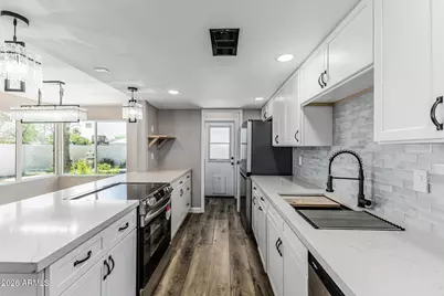 10838 N 32nd Lane, Phoenix, AZ 85029 - Photo 11