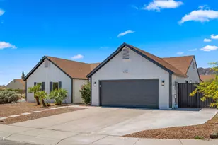 10040 S 47th St, Phoenix, AZ 85044 - Photo 3