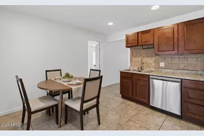 16833 N 17th Place, Phoenix, AZ 85022 - Photo 9