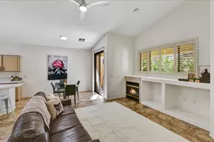 3247 E Maldonado Dr, Phoenix, AZ 85042 - Photo 3