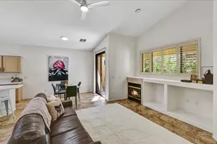 3247 E Maldonado Dr, Phoenix, AZ 85042 - Photo 3