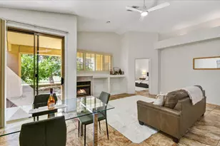 3247 E Maldonado Dr, Phoenix, AZ 85042 - Photo 11