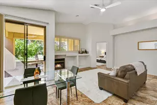 3247 E Maldonado Dr, Phoenix, AZ 85042 - Photo 11