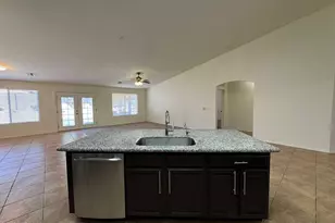 1232 W Del Monte Dr, Casa Grande, AZ 85122 - Photo 7