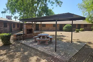 703 W Rose Ln, Phoenix, AZ 85013 - Photo 15