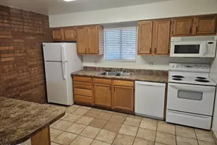 703 W Rose Ln, Phoenix, AZ 85013 - Photo 3