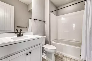 2831 E Los Gatos Dr, Phoenix, AZ 85050 - Photo 23