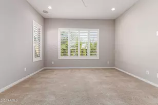 2831 E Los Gatos Dr, Phoenix, AZ 85050 - Photo 15